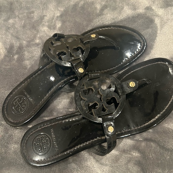 Tory Burch - Miller Patent Sandal - Size 10 - Picture 3 of 5